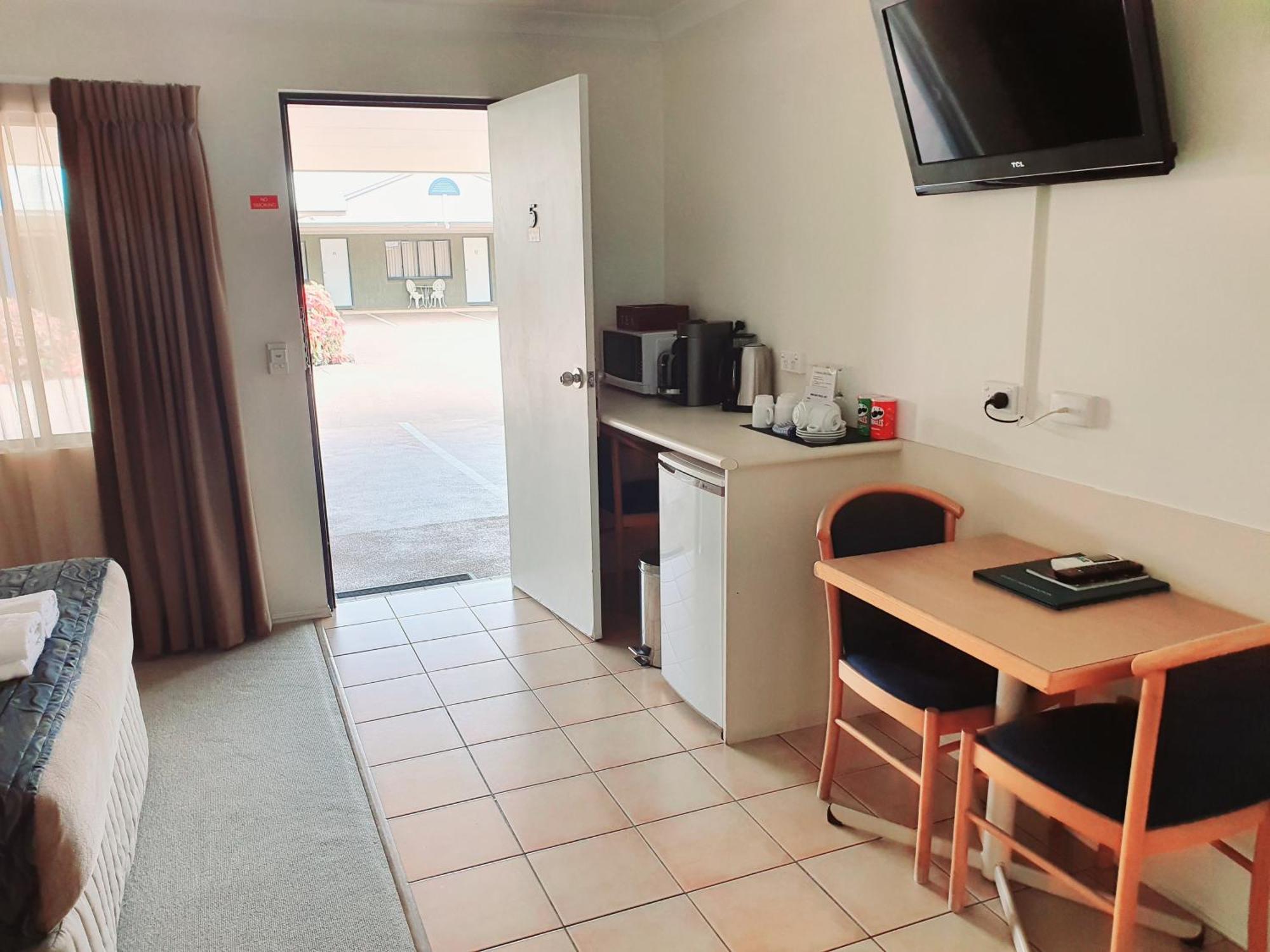 Rockhampton Palms Motor Inn Bilik gambar