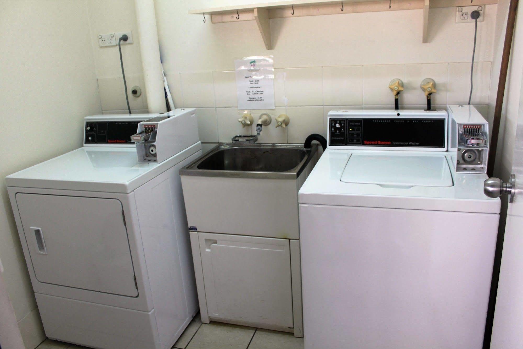 Rockhampton Palms Motor Inn Luaran gambar